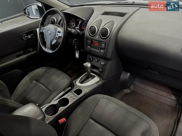 Білий Ніссан Кашкай, об'ємом двигуна 1.6 л та пробігом 141 тис. км за 10000 $, фото 28 на Automoto.ua