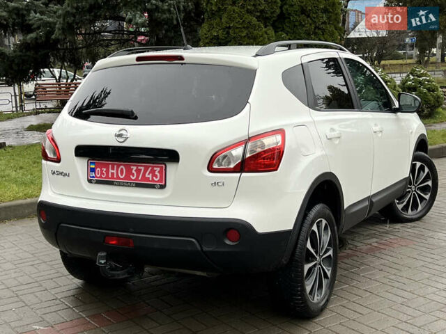 Белый Ниссан Кашкай, объемом двигателя 1.6 л и пробегом 182 тыс. км за 11399 $, фото 13 на Automoto.ua