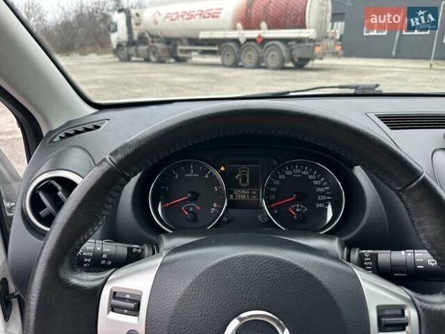 Белый Ниссан Кашкай, объемом двигателя 1.46 л и пробегом 225 тыс. км за 12350 $, фото 45 на Automoto.ua