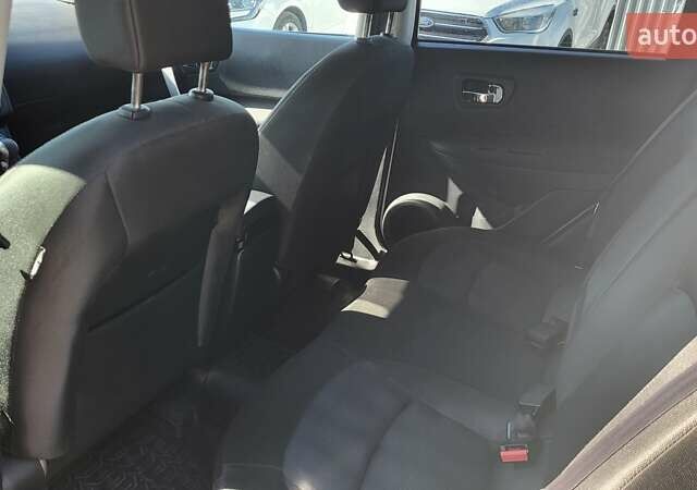 Білий Ніссан Кашкай, об'ємом двигуна 1.6 л та пробігом 295 тис. км за 10500 $, фото 16 на Automoto.ua