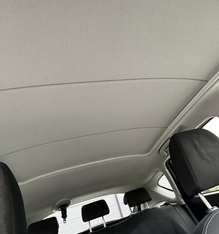 Белый Ниссан Кашкай, объемом двигателя 1.5 л и пробегом 229 тыс. км за 10850 $, фото 56 на Automoto.ua