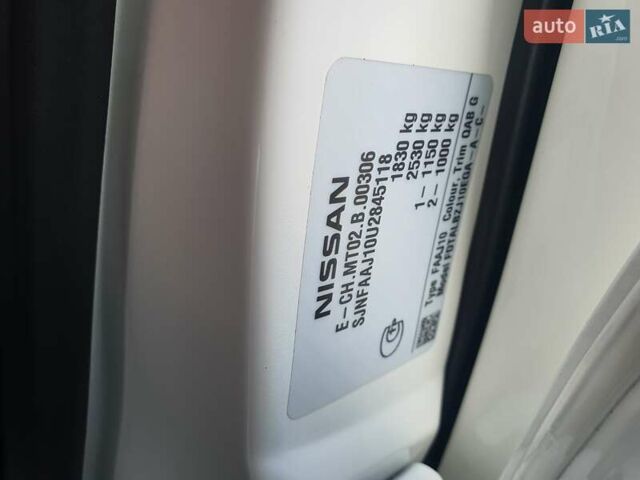 Белый Ниссан Кашкай, объемом двигателя 1.6 л и пробегом 180 тыс. км за 11000 $, фото 8 на Automoto.ua