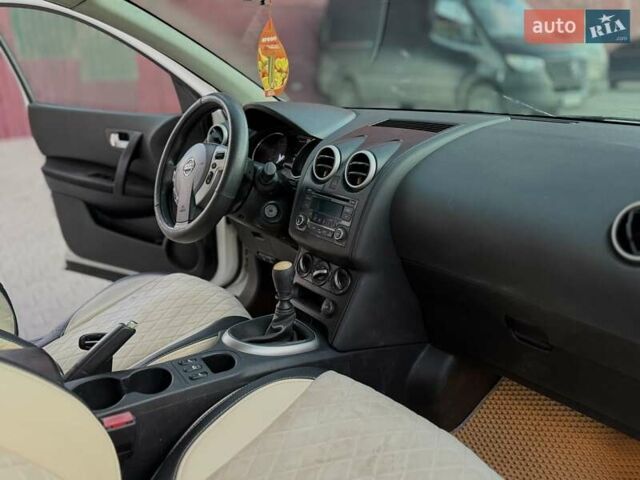 Білий Ніссан Кашкай, об'ємом двигуна 1.5 л та пробігом 227 тис. км за 9555 $, фото 27 на Automoto.ua