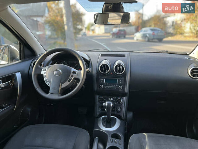 Белый Ниссан Кашкай, объемом двигателя 1.6 л и пробегом 167 тыс. км за 10000 $, фото 12 на Automoto.ua