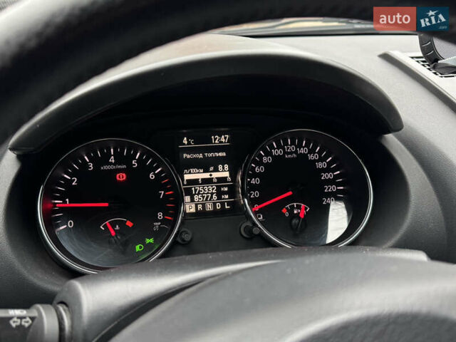 Білий Ніссан Кашкай, об'ємом двигуна 1.6 л та пробігом 175 тис. км за 11000 $, фото 18 на Automoto.ua