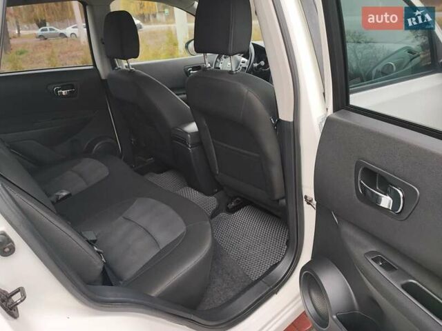 Білий Ніссан Кашкай, об'ємом двигуна 2 л та пробігом 128 тис. км за 11800 $, фото 34 на Automoto.ua