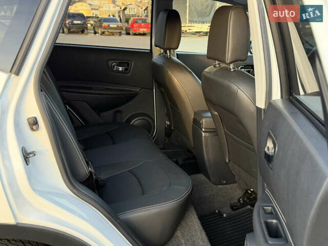 Белый Ниссан Кашкай, объемом двигателя 1.5 л и пробегом 220 тыс. км за 13500 $, фото 39 на Automoto.ua