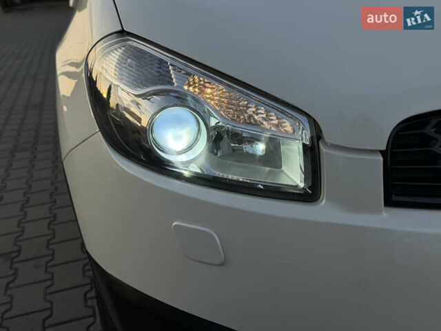 Белый Ниссан Кашкай, объемом двигателя 1.5 л и пробегом 220 тыс. км за 13500 $, фото 34 на Automoto.ua
