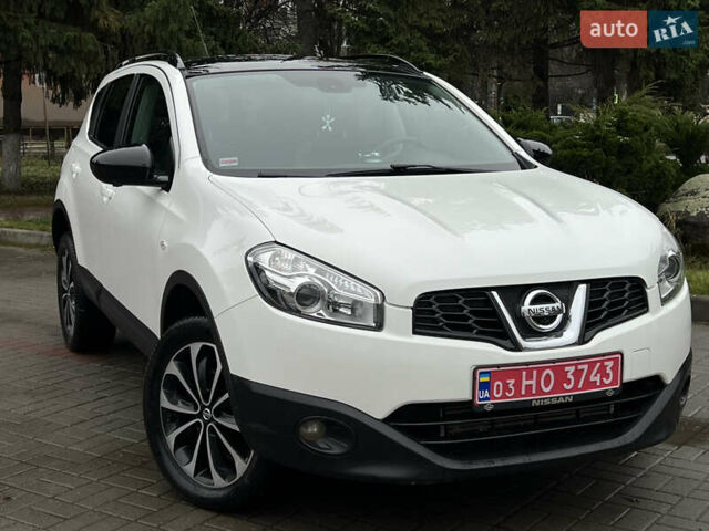 Белый Ниссан Кашкай, объемом двигателя 1.6 л и пробегом 182 тыс. км за 11399 $, фото 5 на Automoto.ua