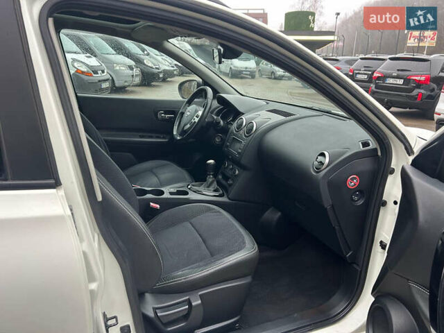 Білий Ніссан Кашкай, об'ємом двигуна 1.5 л та пробігом 219 тис. км за 11799 $, фото 6 на Automoto.ua