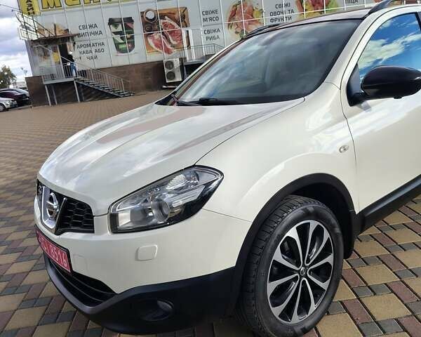 Белый Ниссан Кашкай, объемом двигателя 1.5 л и пробегом 186 тыс. км за 11900 $, фото 12 на Automoto.ua