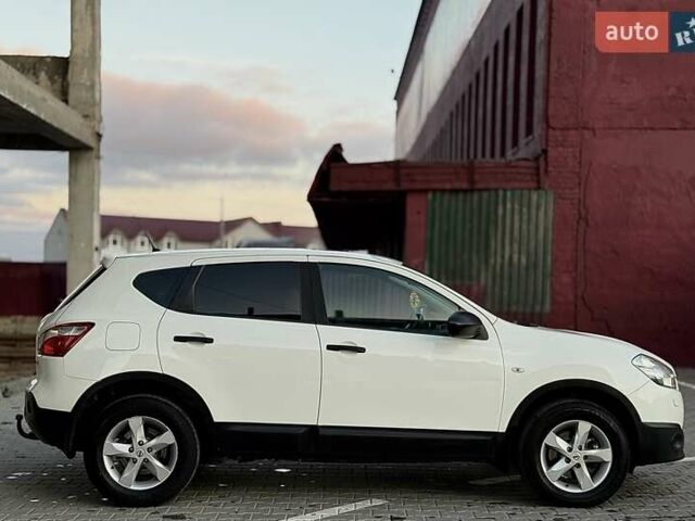 Білий Ніссан Кашкай, об'ємом двигуна 1.5 л та пробігом 227 тис. км за 9555 $, фото 22 на Automoto.ua