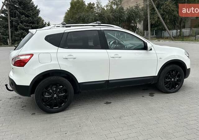 Белый Ниссан Кашкай, объемом двигателя 1.5 л и пробегом 229 тыс. км за 10850 $, фото 10 на Automoto.ua