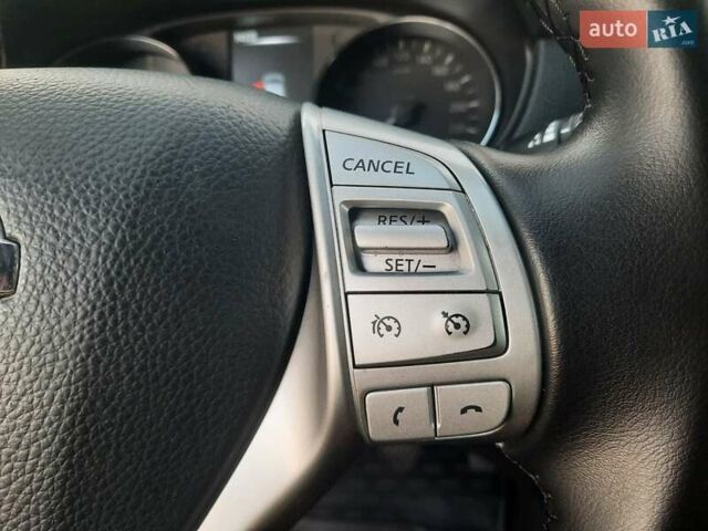 Белый Ниссан Кашкай, объемом двигателя 1.5 л и пробегом 171 тыс. км за 14800 $, фото 55 на Automoto.ua