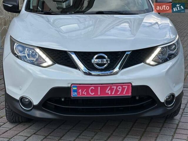 Белый Ниссан Кашкай, объемом двигателя 1.5 л и пробегом 292 тыс. км за 13899 $, фото 16 на Automoto.ua