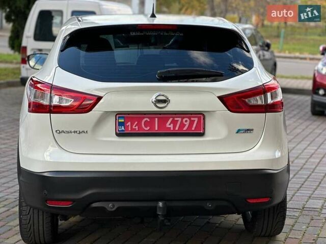 Белый Ниссан Кашкай, объемом двигателя 1.5 л и пробегом 292 тыс. км за 13899 $, фото 10 на Automoto.ua