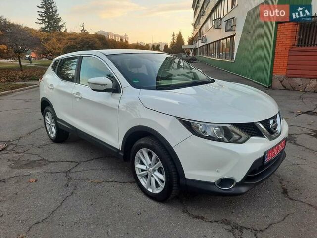 Белый Ниссан Кашкай, объемом двигателя 1.5 л и пробегом 171 тыс. км за 14800 $, фото 16 на Automoto.ua