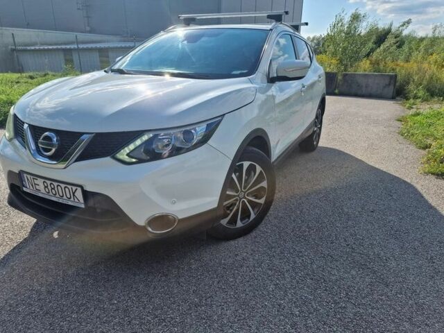 Белый Ниссан Кашкай, объемом двигателя 1.6 л и пробегом 179 тыс. км за 8200 $, фото 10 на Automoto.ua