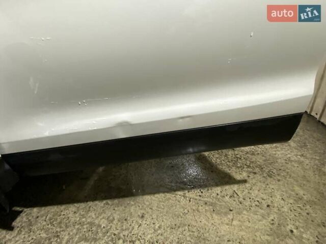 Білий Ніссан Кашкай, об'ємом двигуна 1.6 л та пробігом 169 тис. км за 14700 $, фото 3 на Automoto.ua