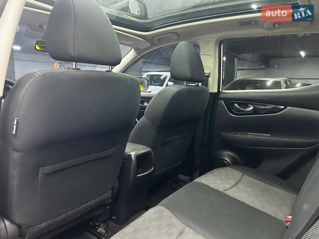 Ніссан Кашкай 2014 у Чернівцях на Automoto.ua Білий Ніссан Кашкай, об'ємом двигуна 1.6 л та пробігом 220 тис. км за 15000 $, фото 12 на Automoto.ua