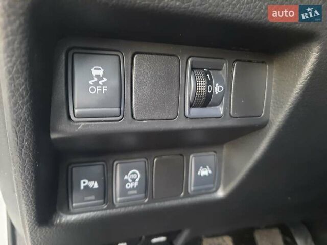 Белый Ниссан Кашкай, объемом двигателя 1.5 л и пробегом 171 тыс. км за 14800 $, фото 51 на Automoto.ua