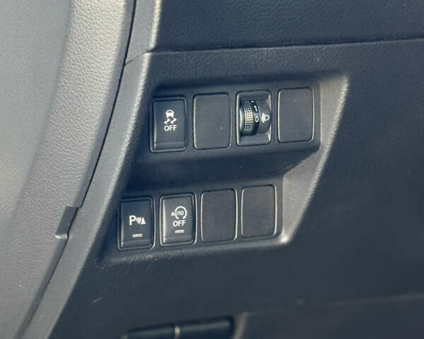 Белый Ниссан Кашкай, объемом двигателя 1.46 л и пробегом 240 тыс. км за 14299 $, фото 7 на Automoto.ua