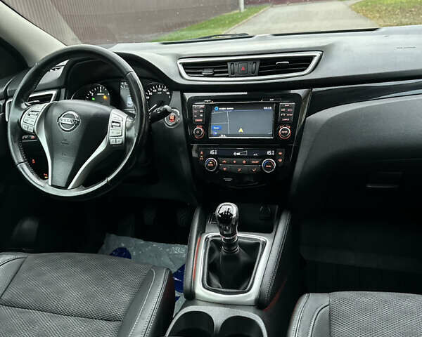 Ніссан Кашкай 2014 у Радивилове на Automoto.ua Білий Ніссан Кашкай, об'ємом двигуна 1.5 л та пробігом 193 тис. км за 14200 $, фото 33 на Automoto.ua