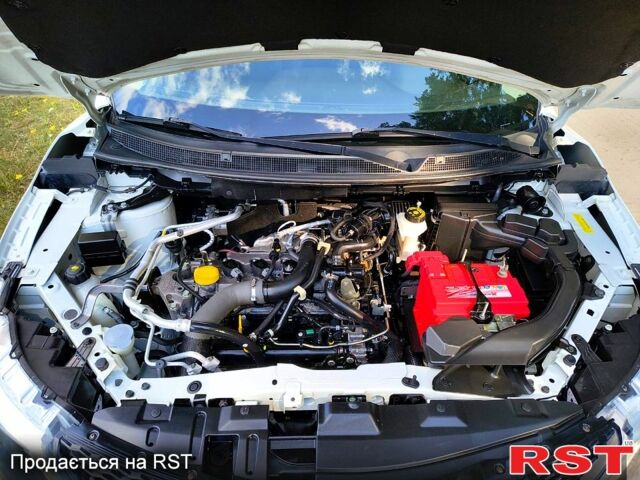 Білий Ніссан Кашкай, об'ємом двигуна 1.2 л та пробігом 124 тис. км за 13000 $, фото 5 на Automoto.ua