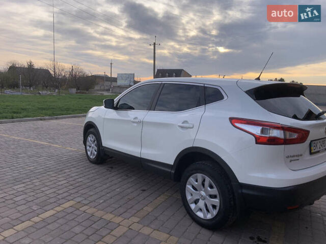 Белый Ниссан Кашкай, объемом двигателя 1.2 л и пробегом 140 тыс. км за 10850 $, фото 7 на Automoto.ua
