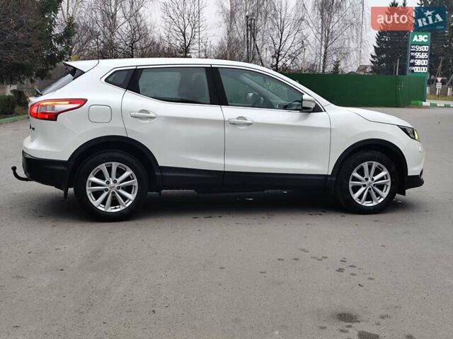 Белый Ниссан Кашкай, объемом двигателя 1.5 л и пробегом 190 тыс. км за 13990 $, фото 10 на Automoto.ua