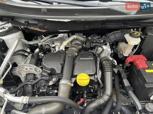 Белый Ниссан Кашкай, объемом двигателя 1.5 л и пробегом 244 тыс. км за 14999 $, фото 47 на Automoto.ua