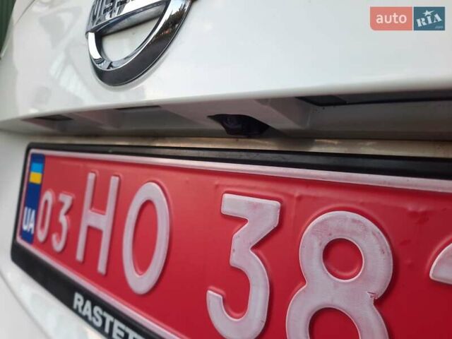 Белый Ниссан Кашкай, объемом двигателя 1.5 л и пробегом 171 тыс. км за 14800 $, фото 87 на Automoto.ua