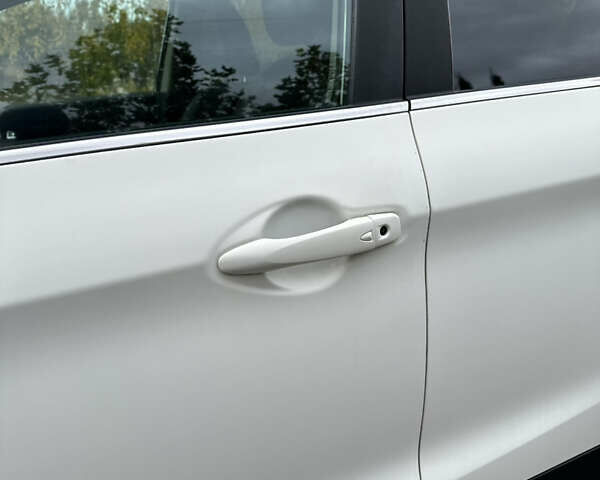 Ніссан Кашкай 2014 у Радивилове на Automoto.ua Білий Ніссан Кашкай, об'ємом двигуна 1.5 л та пробігом 193 тис. км за 14200 $, фото 51 на Automoto.ua