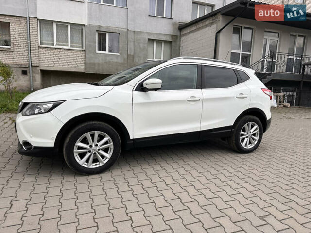 Белый Ниссан Кашкай, объемом двигателя 1.5 л и пробегом 167 тыс. км за 13800 $, фото 2 на Automoto.ua