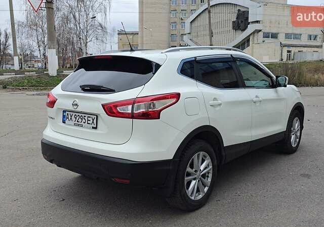 Білий Ніссан Кашкай, об'ємом двигуна 1.6 л та пробігом 103 тис. км за 16500 $, фото 16 на Automoto.ua