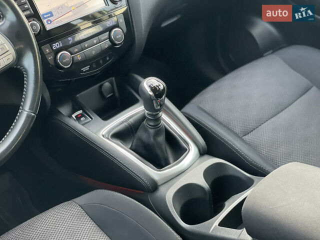 Білий Ніссан Кашкай, об'ємом двигуна 1.6 л та пробігом 238 тис. км за 13200 $, фото 34 на Automoto.ua