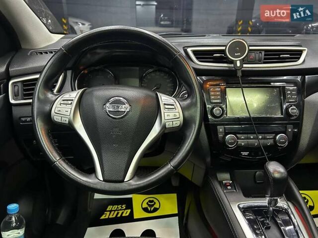 Ніссан Кашкай 2014 у Чернівцях на Automoto.ua Білий Ніссан Кашкай, об'ємом двигуна 1.6 л та пробігом 220 тис. км за 15000 $, фото 15 на Automoto.ua