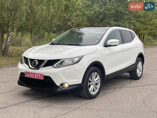 Белый Ниссан Кашкай, объемом двигателя 1.5 л и пробегом 244 тыс. км за 14900 $, фото 3 на Automoto.ua