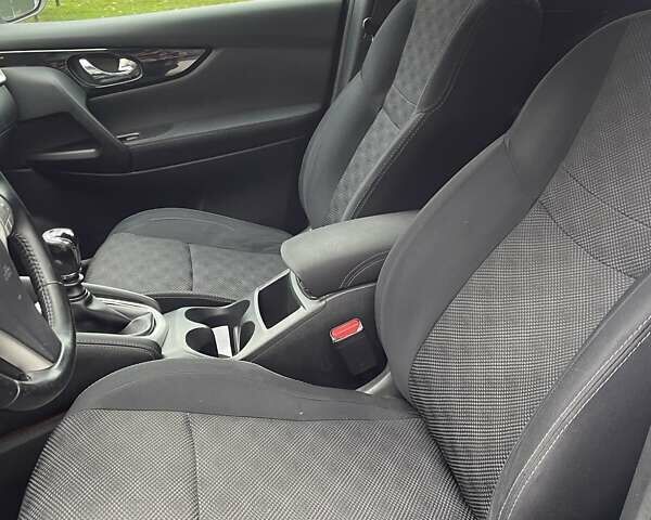 Белый Ниссан Кашкай, объемом двигателя 1.5 л и пробегом 244 тыс. км за 14999 $, фото 21 на Automoto.ua