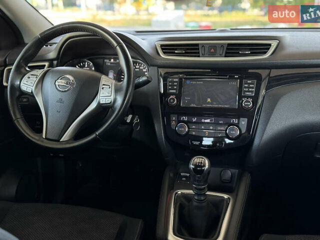 Белый Ниссан Кашкай, объемом двигателя 1.46 л и пробегом 240 тыс. км за 14299 $, фото 12 на Automoto.ua