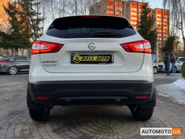 Білий Ніссан Кашкай, об'ємом двигуна 1.6 л та пробігом 225 тис. км за 14600 $, фото 5 на Automoto.ua