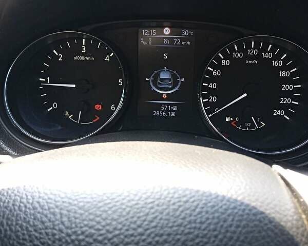 Белый Ниссан Кашкай, объемом двигателя 1.5 л и пробегом 240 тыс. км за 15000 $, фото 7 на Automoto.ua