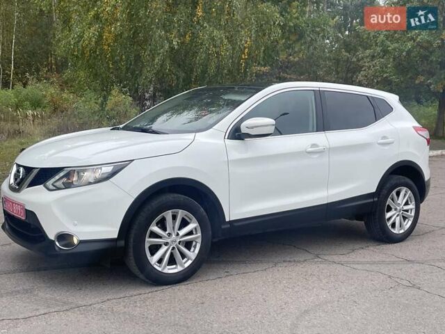 Белый Ниссан Кашкай, объемом двигателя 1.5 л и пробегом 244 тыс. км за 14900 $, фото 5 на Automoto.ua