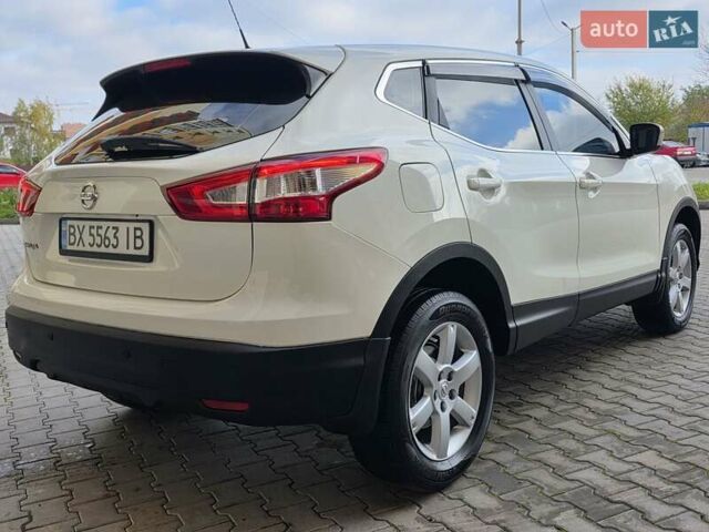 Ниссан Кашкай 2014 в Хмельницком на Automoto.ua Белый Ниссан Кашкай, объемом двигателя 2 л и пробегом 230 тыс. км за 11777 $, фото 3 на Automoto.ua