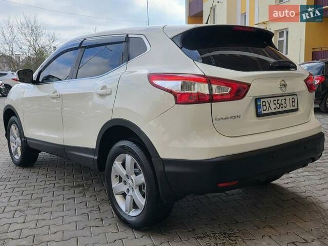 Ниссан Кашкай 2014 в Хмельницком на Automoto.ua Белый Ниссан Кашкай, объемом двигателя 2 л и пробегом 230 тыс. км за 11777 $, фото 10 на Automoto.ua