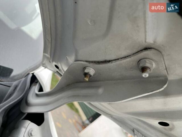 Белый Ниссан Кашкай, объемом двигателя 1.5 л и пробегом 244 тыс. км за 14999 $, фото 40 на Automoto.ua