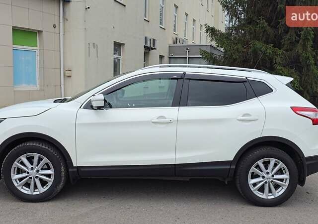 Білий Ніссан Кашкай, об'ємом двигуна 1.6 л та пробігом 103 тис. км за 16500 $, фото 1 на Automoto.ua