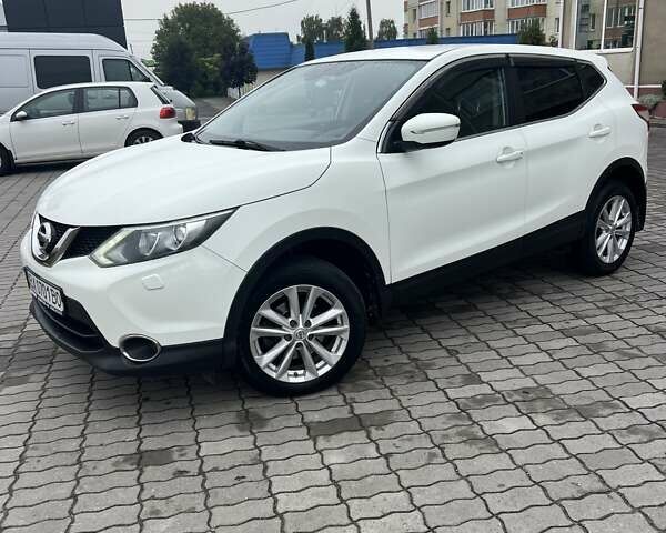 Білий Ніссан Кашкай, об'ємом двигуна 1.6 л та пробігом 213 тис. км за 13500 $, фото 5 на Automoto.ua