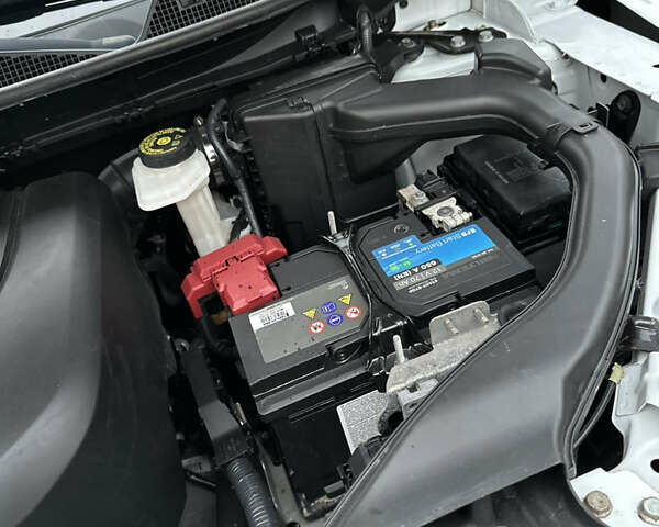 Ніссан Кашкай 2014 у Радивилове на Automoto.ua Білий Ніссан Кашкай, об'ємом двигуна 1.5 л та пробігом 193 тис. км за 14200 $, фото 48 на Automoto.ua