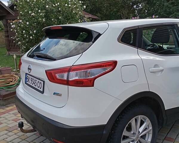 Білий Ніссан Кашкай, об'ємом двигуна 1.6 л та пробігом 154 тис. км за 14600 $, фото 2 на Automoto.ua